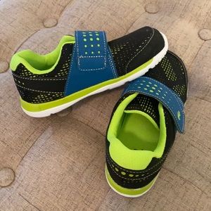 See Kai Run Little Kids Athletic Sneaker